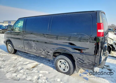 2017 Chevrolet Express G2500 z USA, uszkodzony, nr VIN 1GCWGAFF4H1164722